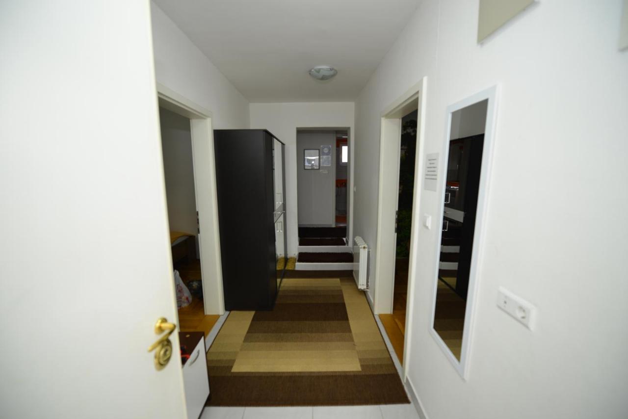 Apartment Mirela SJJ Exterior foto